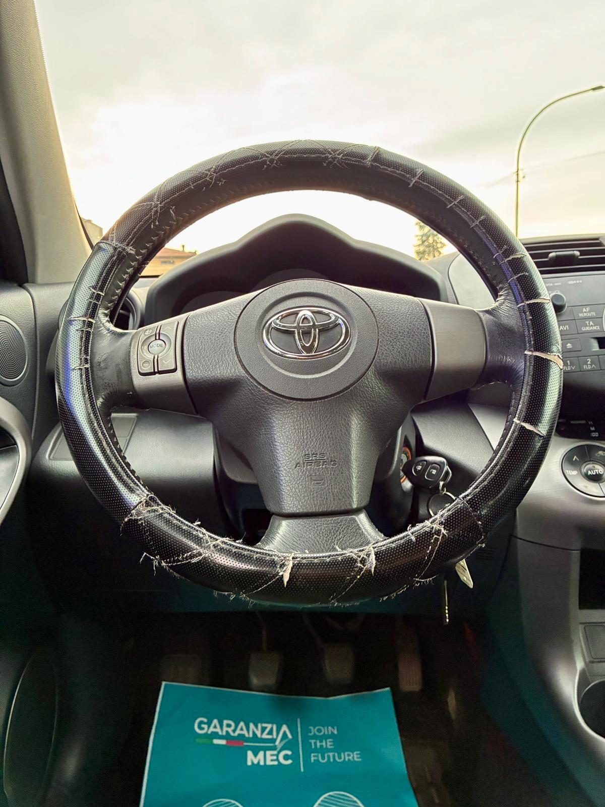 Toyota RAV 4 RAV4 2.2 D-4D 136 CV DPF Luxury