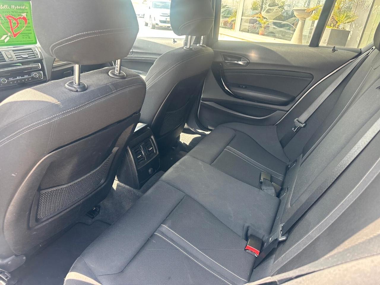 Bmw 120d xDrive 5P Urban AUTOM.