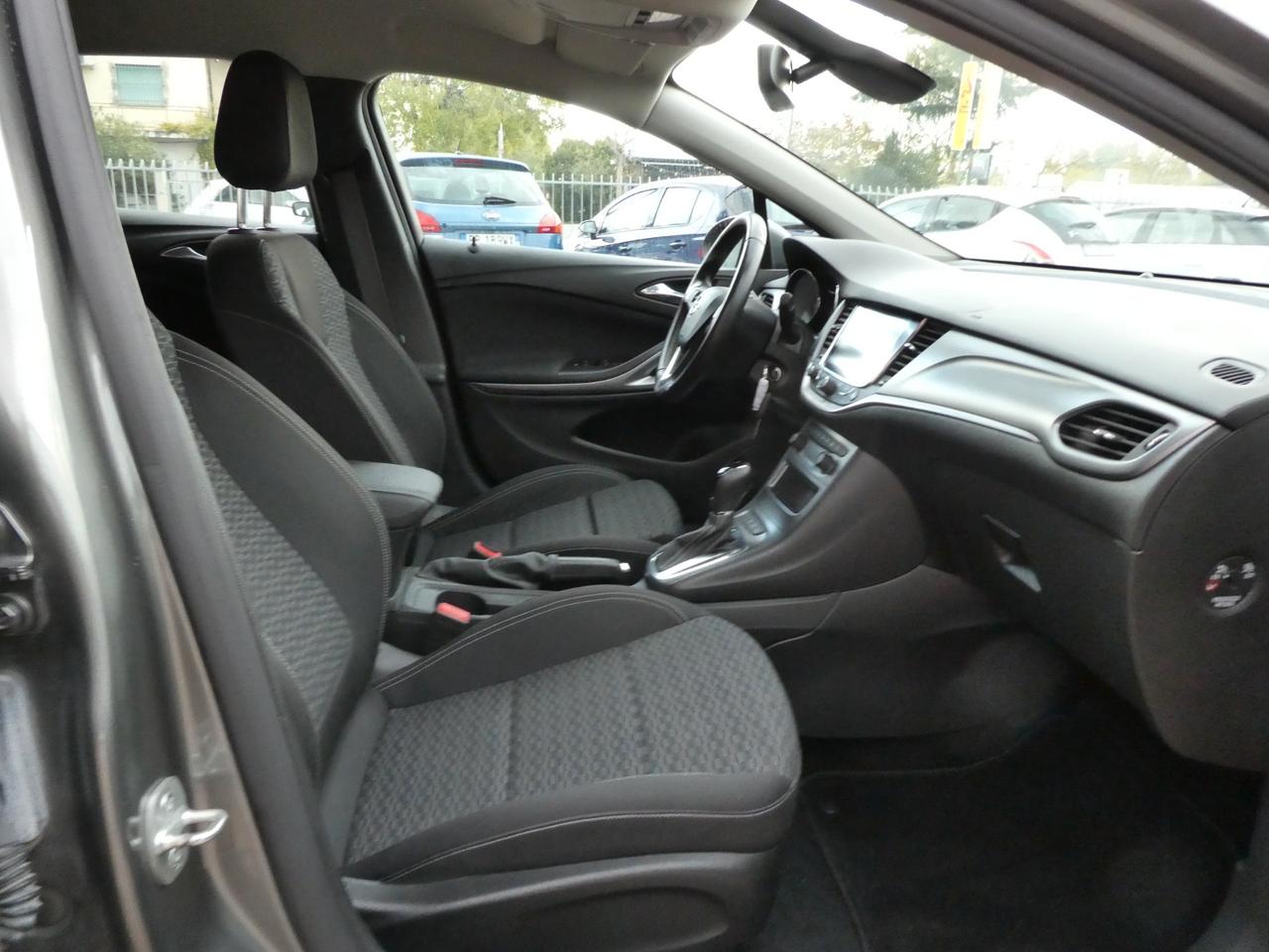 Opel Astra 1.6 CDTi 136CV aut. OK NEOPATENTATI
