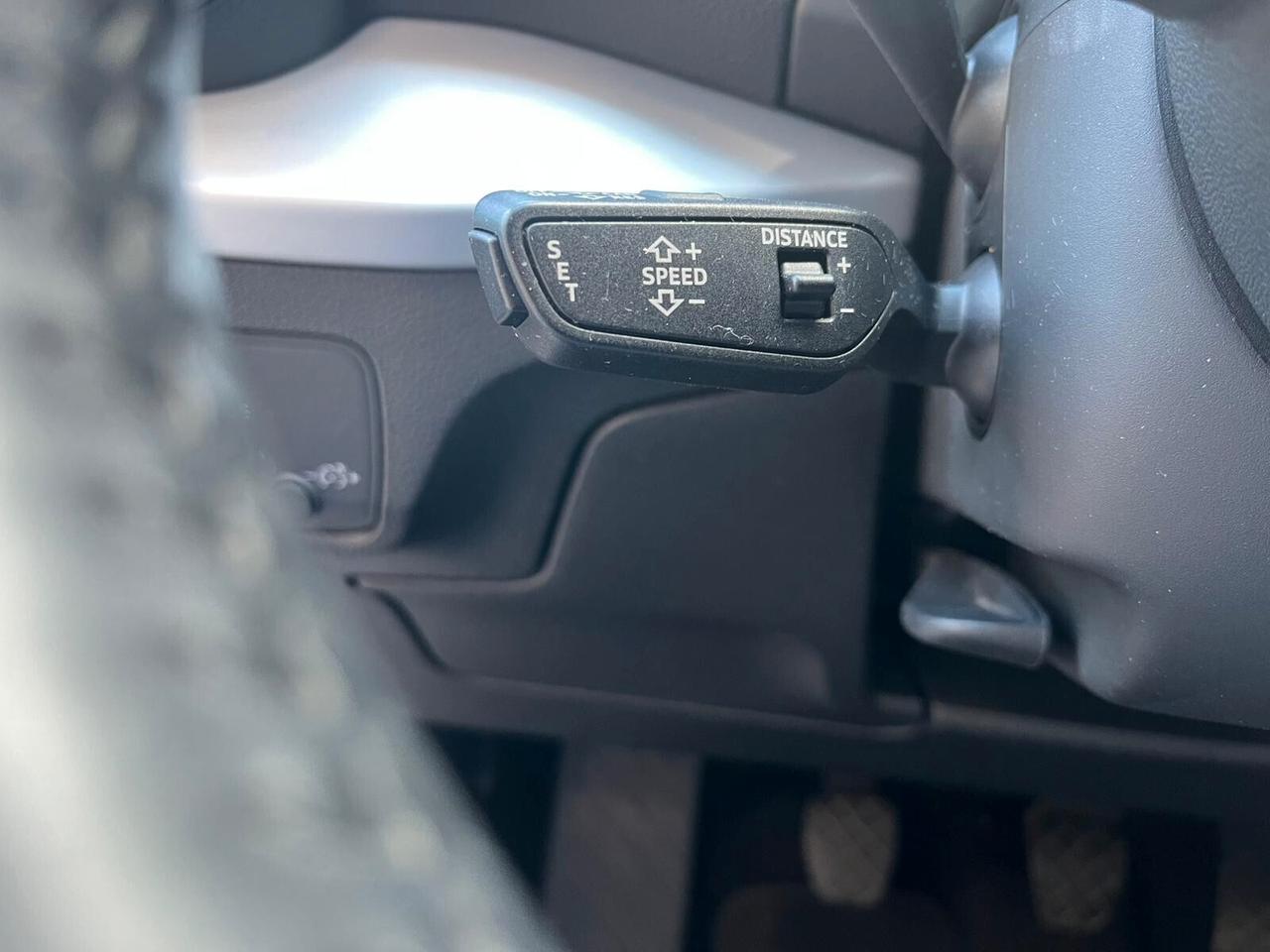 Audi Q2 30 TDI Edition S-LINE ESTERNO