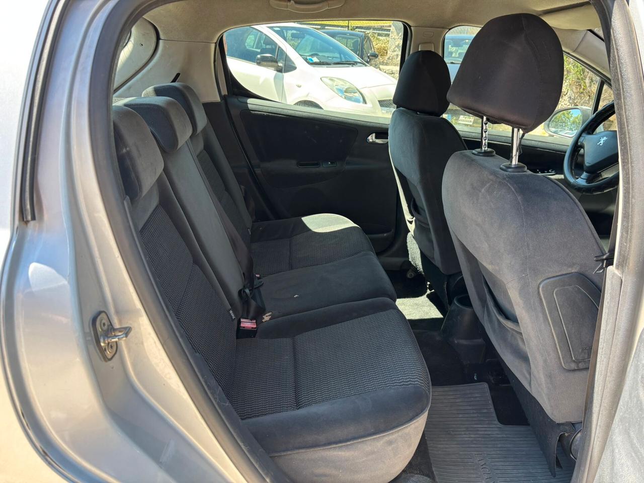 PEUGEOT 207 1.6 HDI - 2007