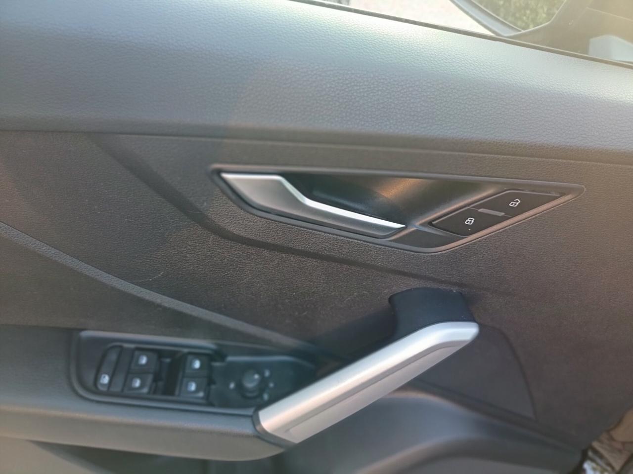 Audi Q2 1.6 TDI S tronic Business