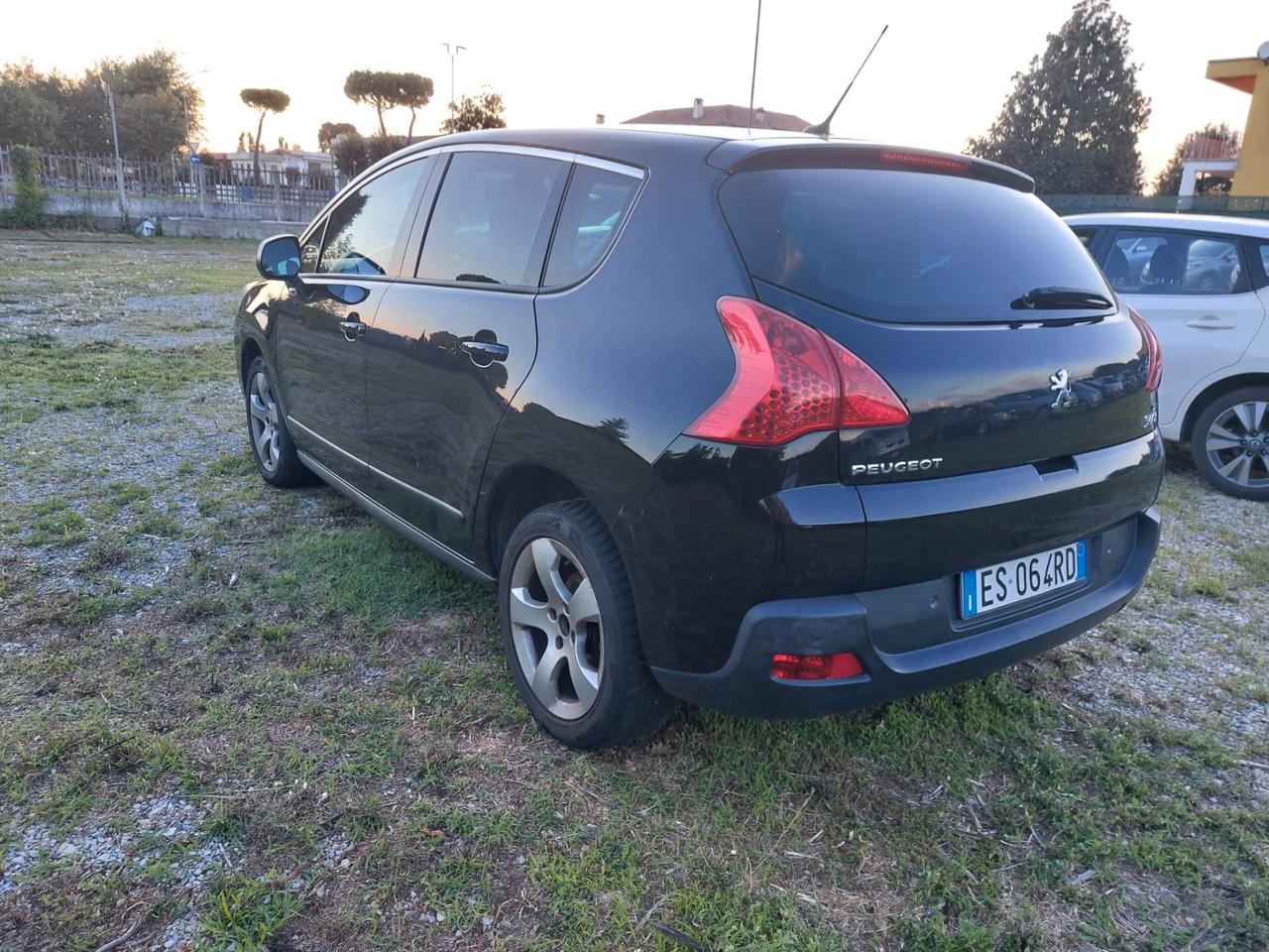 Peugeot 3008 1.6 e-HDi 115CV cambio robotizzato Stop&Start Allure