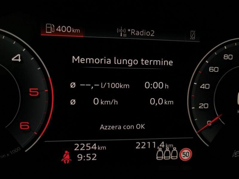 Audi Q2 30 2.0 tdi Identity Black