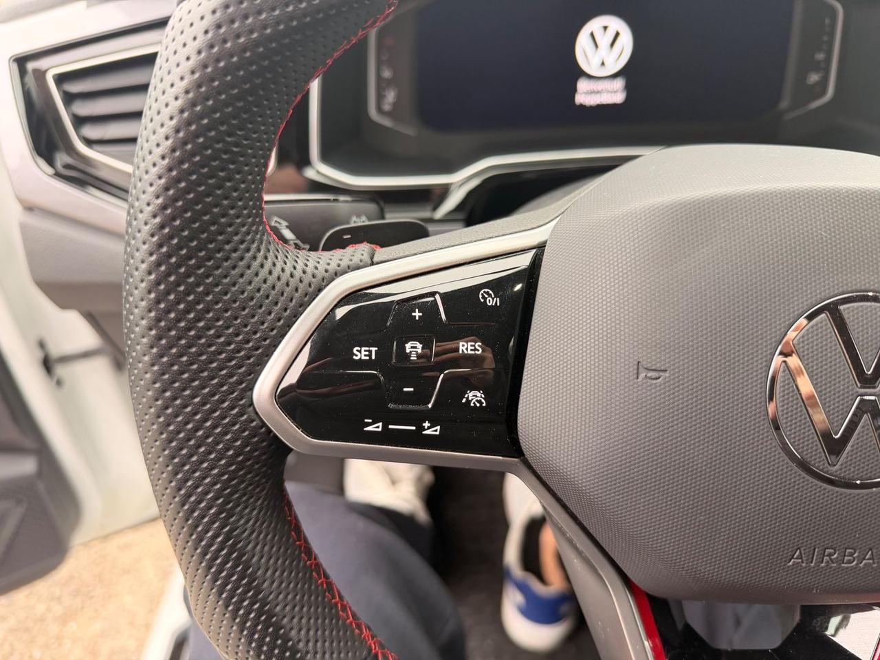 Volkswagen Polo GTI 2.0 TSI GTI #7914