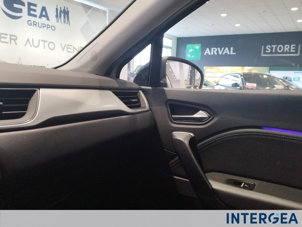 RENAULT Captur 1.6 E-Tech full hybrid Techno 145cv