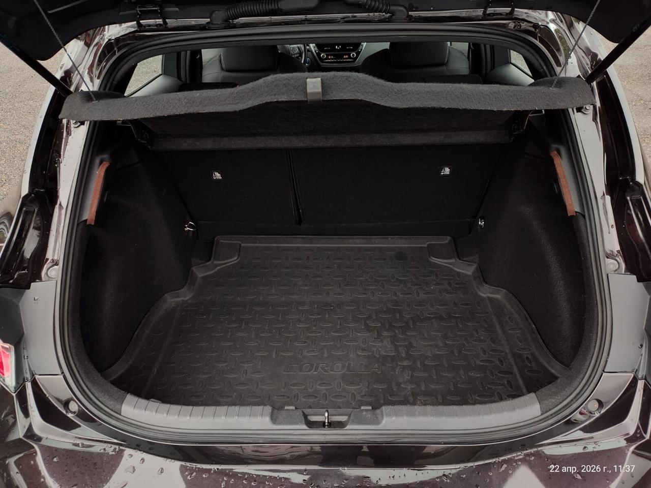 Toyota Corolla 1.8 Hybrid Style