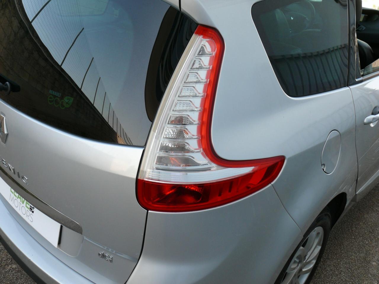 Renault Scenic 7 Posti (M1365)