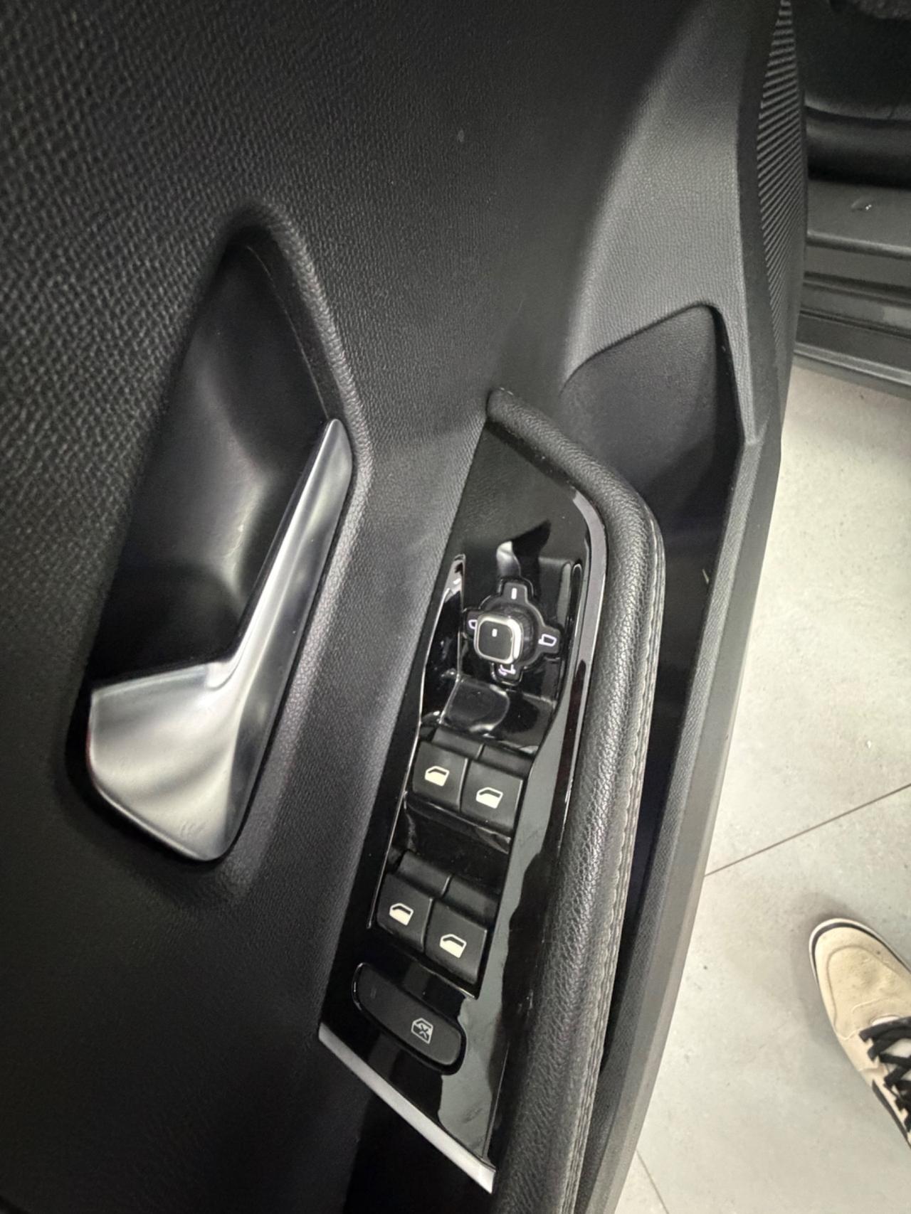 Opel Astra 1.5 Turbo Diesel 130 CV AT8 Business Elegance