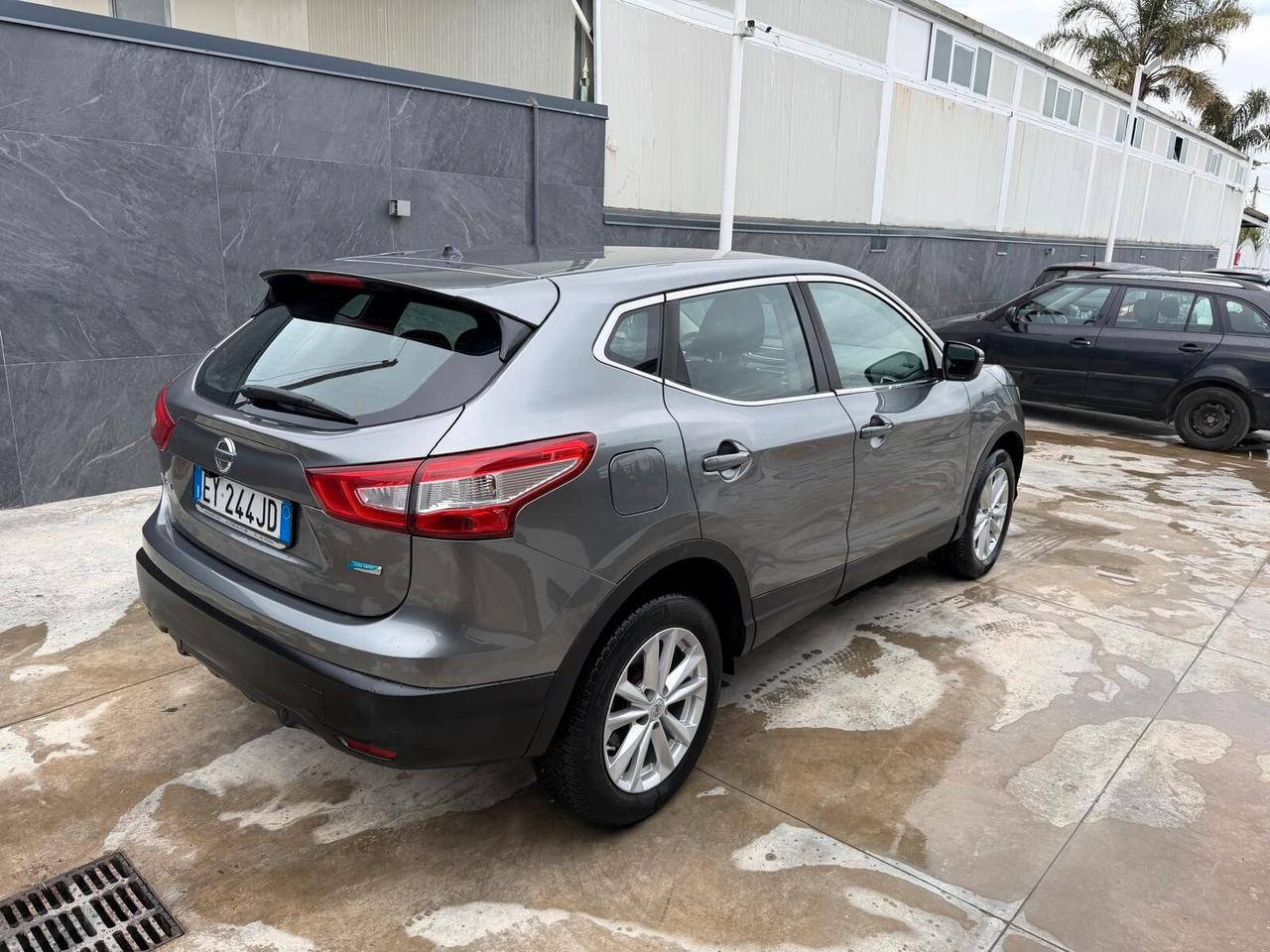 NISSAN QASHQAI 1.5 dCi Tekna 2015