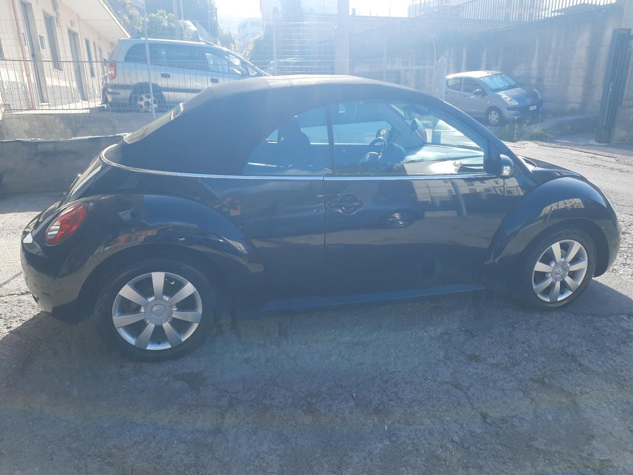 Volkswagen New Beetle 1.9 TDI 105CV Cabrio Lim. Red Edt.