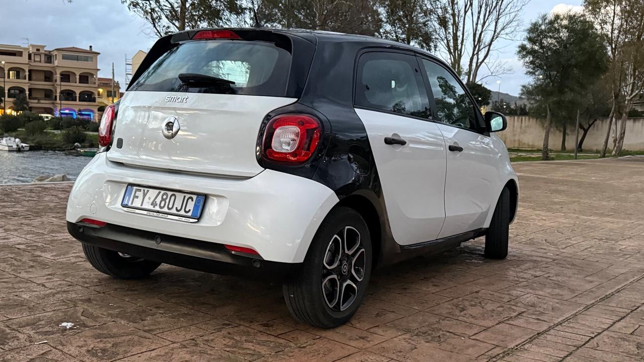Smart ForFour EQ Prime Nightsky
