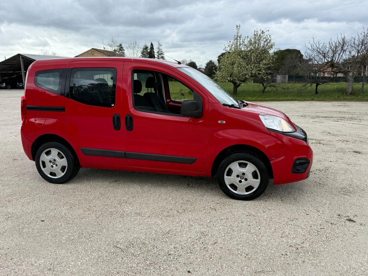 Fiat qubo 5posti 1.4 natural power EURO6 Uniproprietà