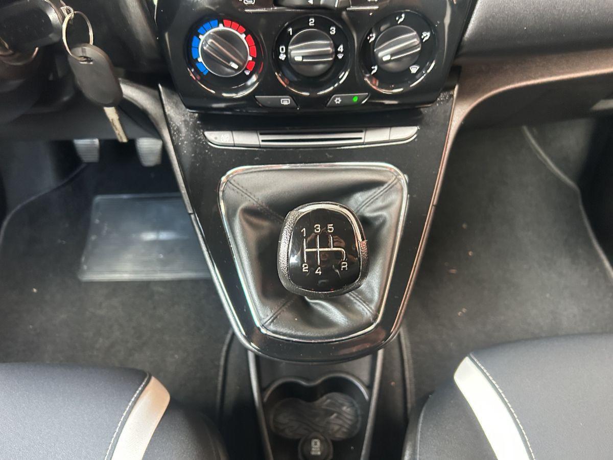 LANCIA - Ypsilon - 1.2 69 CV 5p. Platinum
