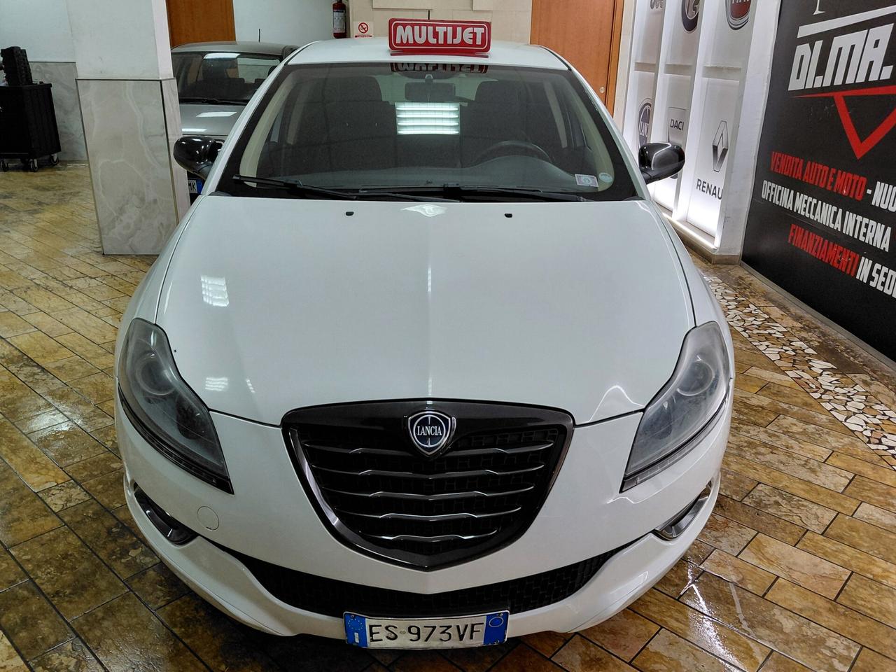 Lancia Delta 1.6 MJT DPF S MOMO DESIGN 2013