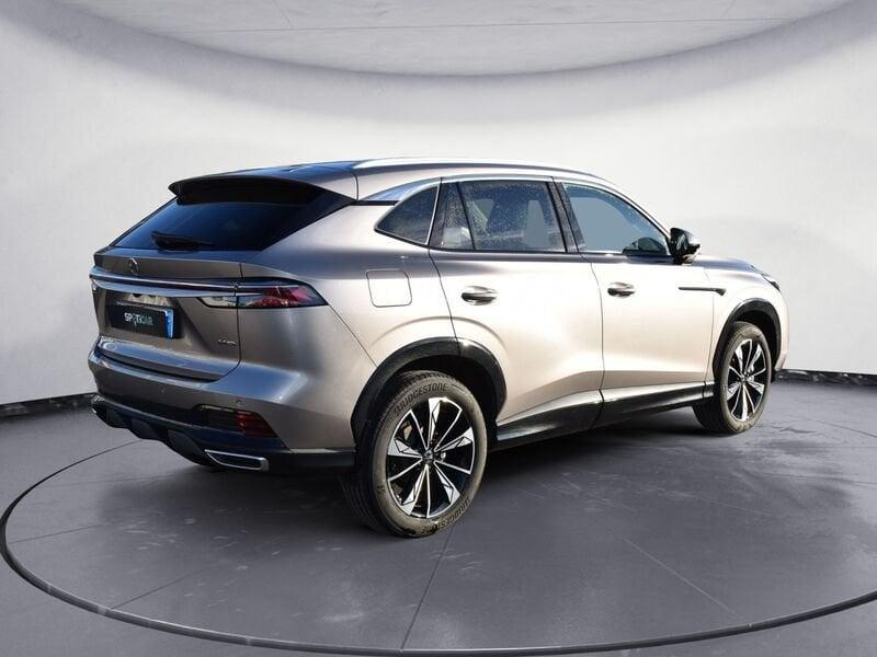 MG HS 1.5 T Luxury AT