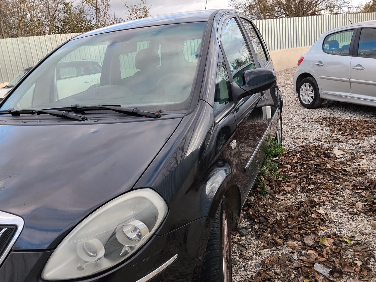 Lancia MUSA 1.3 Mjt 95 2012 LEGGI ANNUNCIO