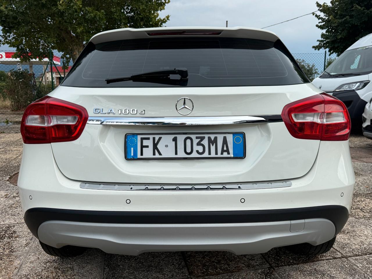 " DA VETRINA " Mercedes-benz GLA 180 d Business