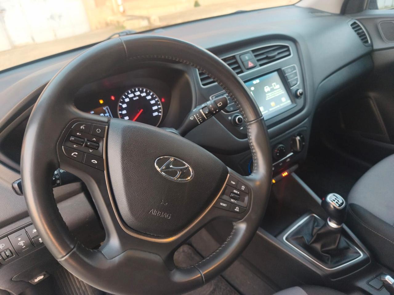 Hyundai i20 2020---1.2 Benzina Neopatentati