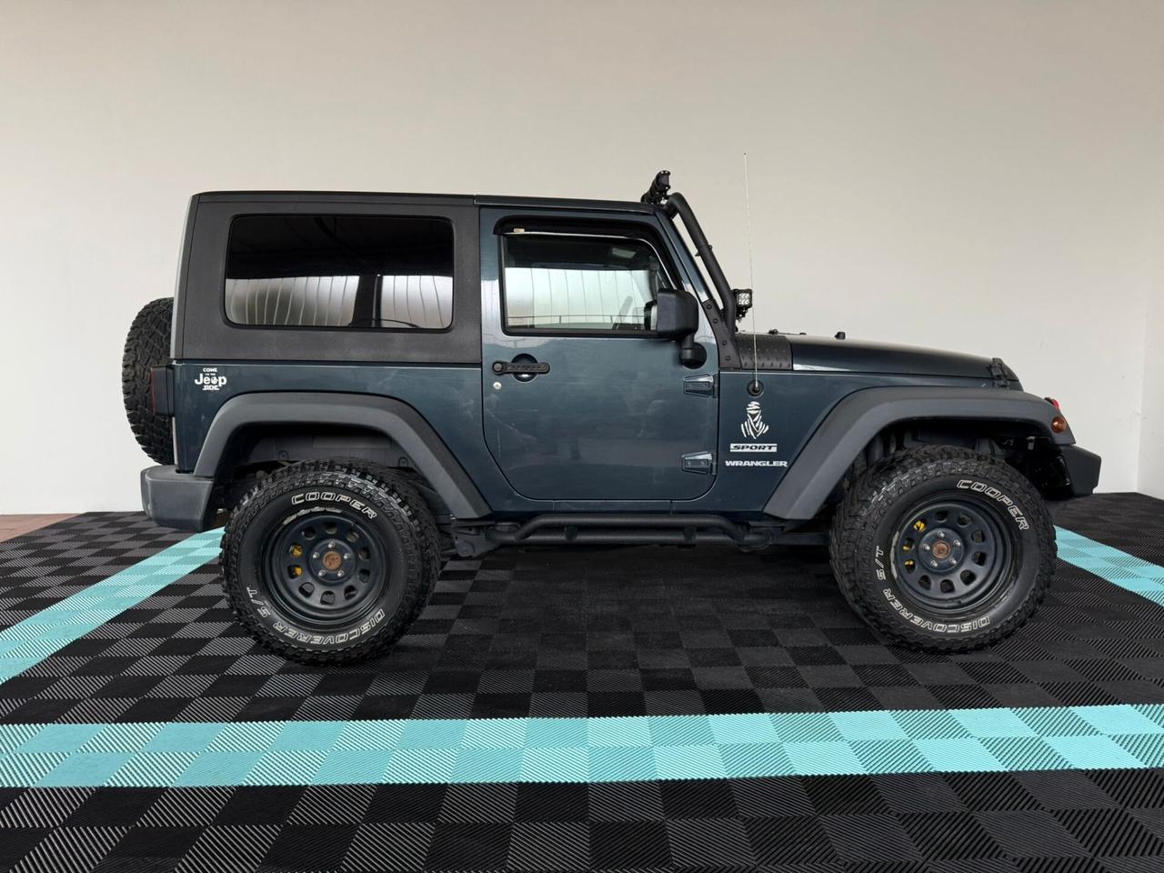 Jeep Wrangler 2.8 CRD Sport HARD TOP