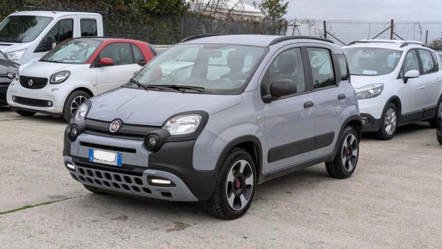 FIAT Panda CROSS HYBRID 1.0cc 70cv