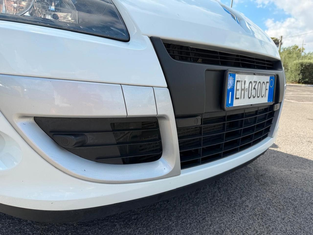 Renault Scenic XMOD 1.6 DCI 130CV LUXE 2011
