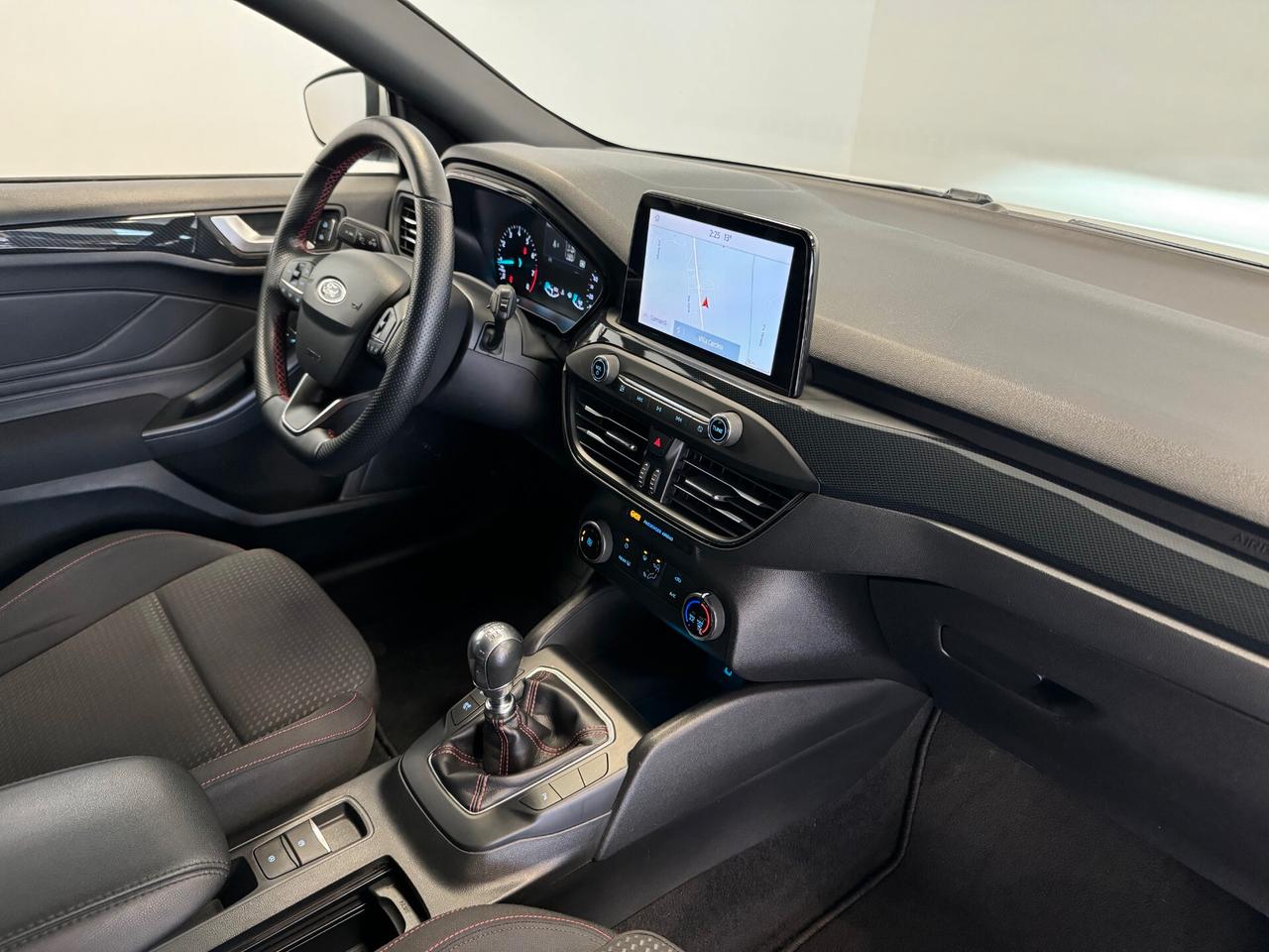 Ford Focus 1.0 EcoBoost 125 CV 5p. ST-Line NAVI UNIPROP