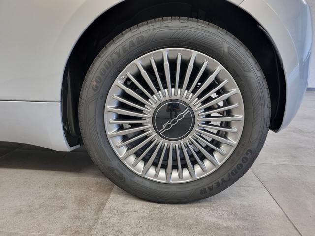 FIAT 500 Berlina Hybrid TORINO