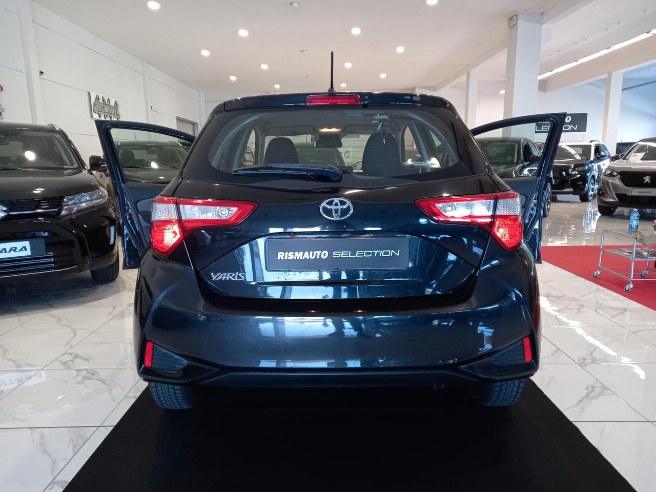 Toyota Yaris 1.0 72 CV 5 porte Lounge