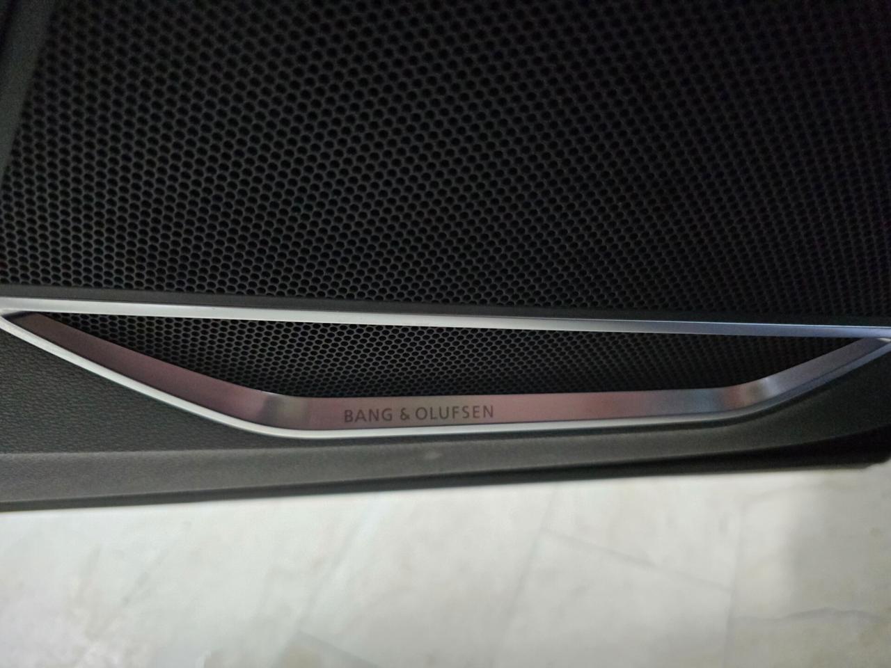 Audi Q3 35 TDI S tronic line (Extra full)