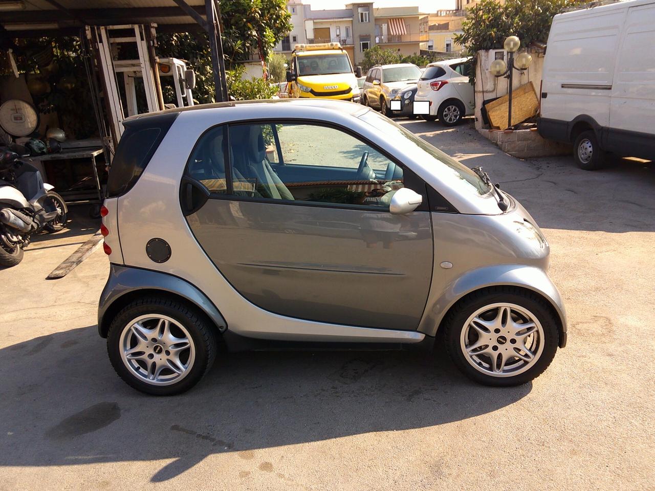 Smart ForTwo 700 coupé pure (45 kW) 04