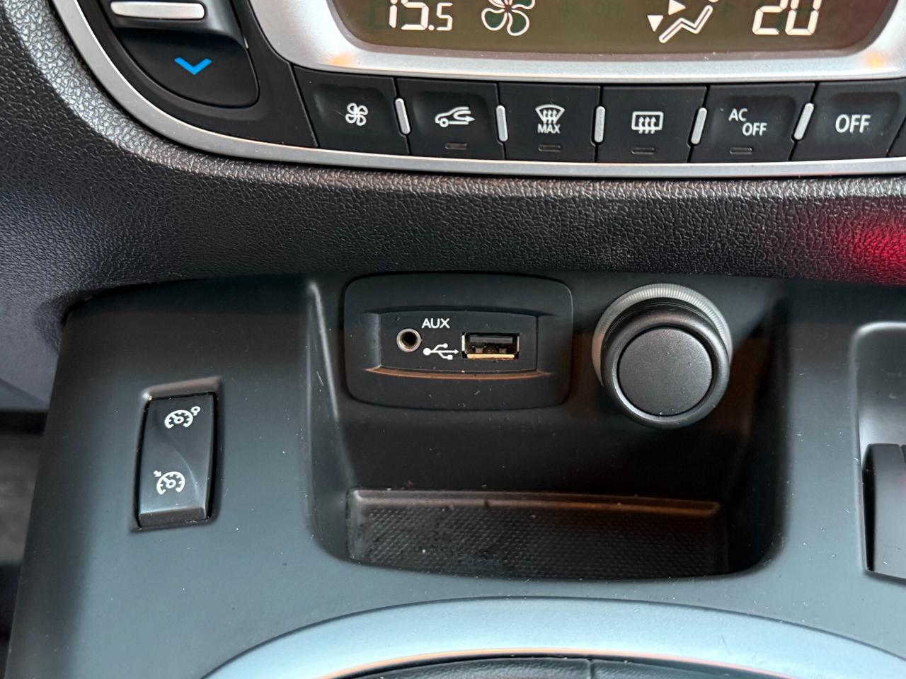 Renault Scenic X-Mod 1.5 dCi 110CV NAVI - 2009