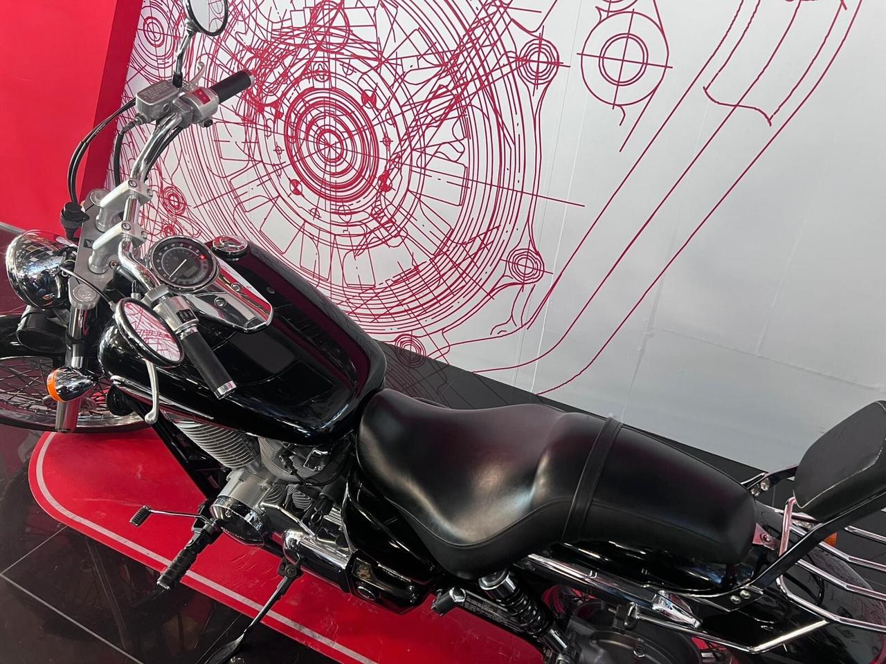 Honda VT 750 Shadow Black Spirit 2008