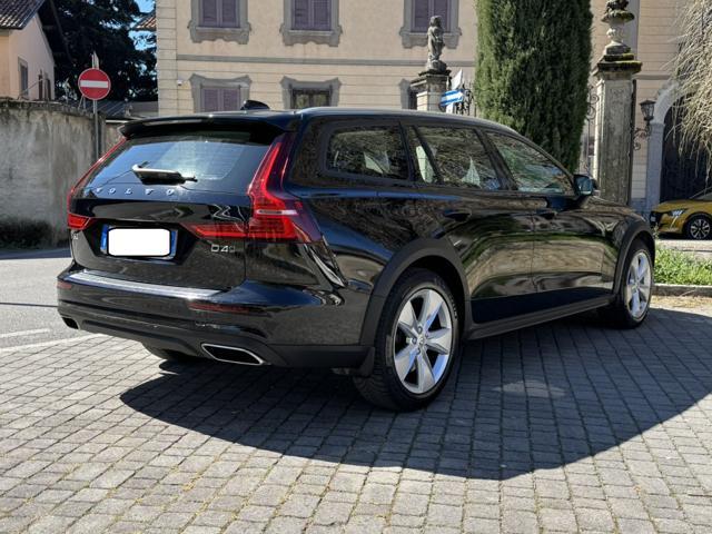 VOLVO V60 Cross Country D4 AWD Geartronic Business Plus