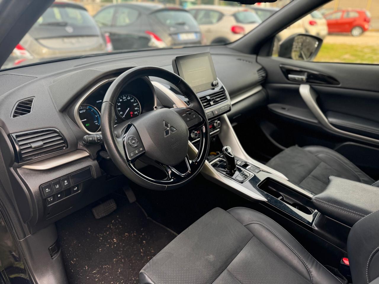Mitsubishi Eclipse Cross 2.4 MIVEC 4WD PHEV INSTYLE