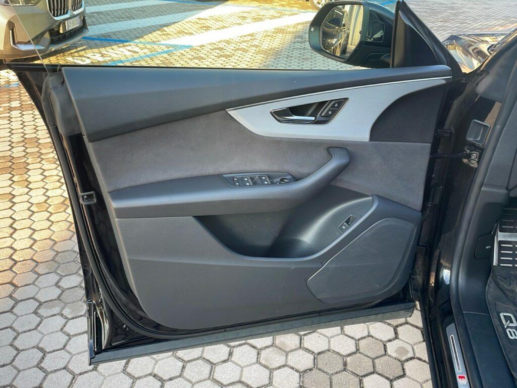 Audi Q8 45 3.0 TDI mHEV Sport Quattro Tiptronic