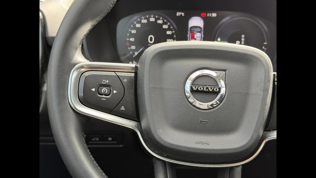 VOLVO XC40 - XC40 1.5 t5 phev Inscription Expression auto my21