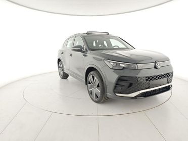 Volkswagen Tiguan 2.0 TDI 193 CV DSG 4MOTION R-Line Plus +TETTO APRIBILE