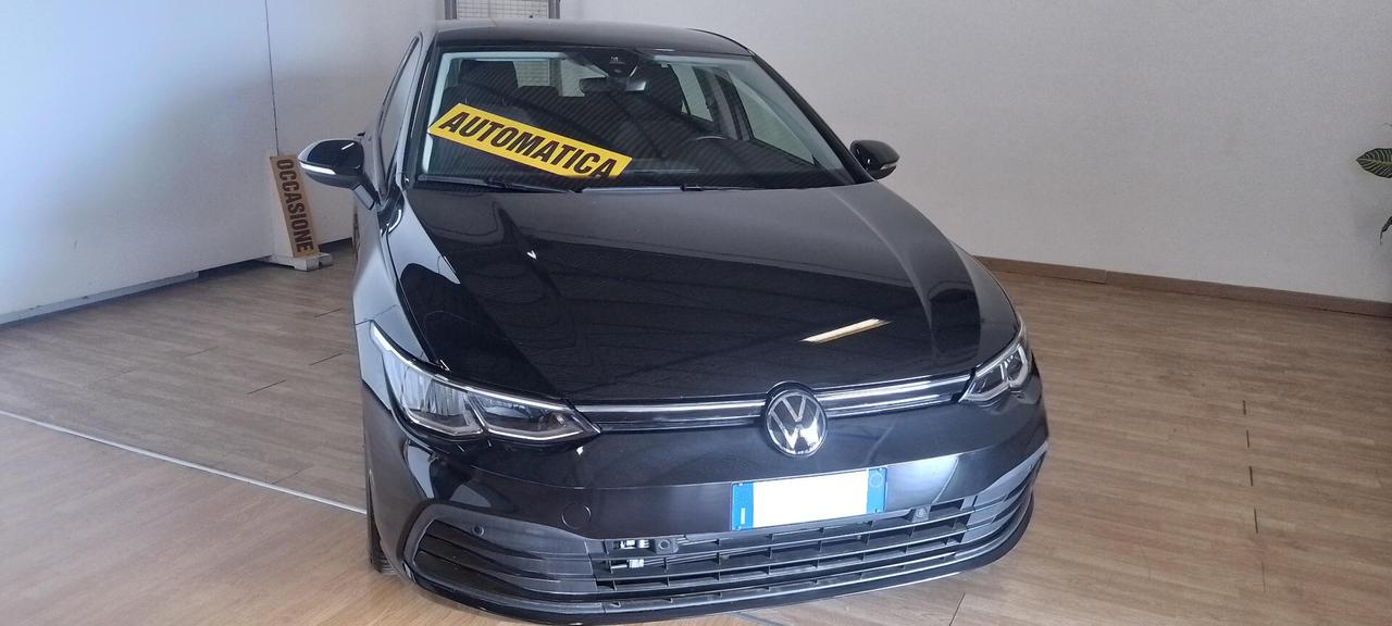 Volkswagen Golf 1.0 eTSI EVO DSG