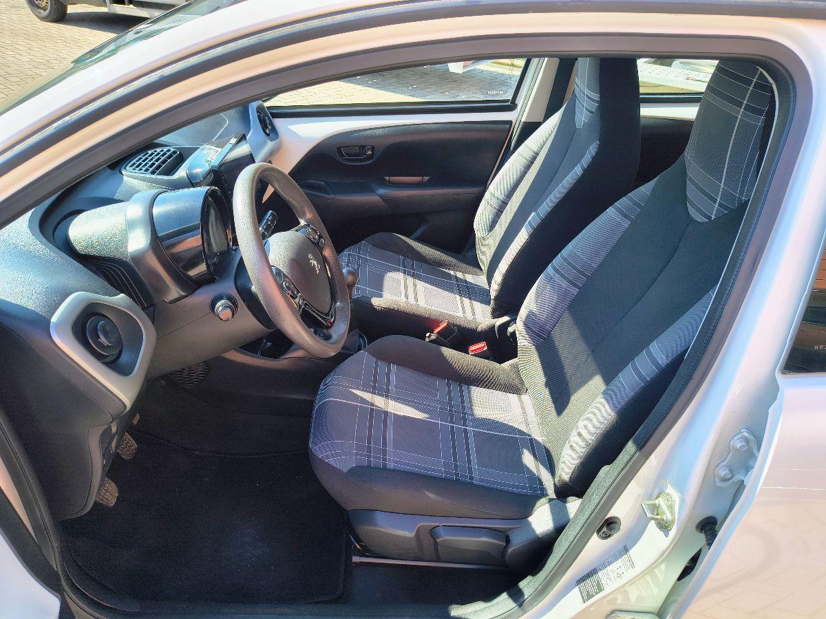PEUGEOT - 108 - PureTech 82 5p. Active TOP!