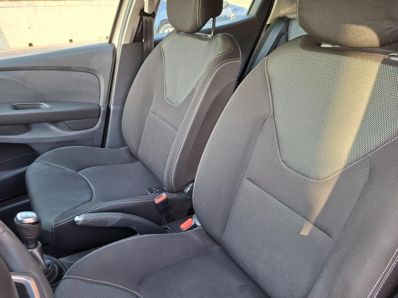 Renault Clio dCi 8V 90CV Start&Stop Intens