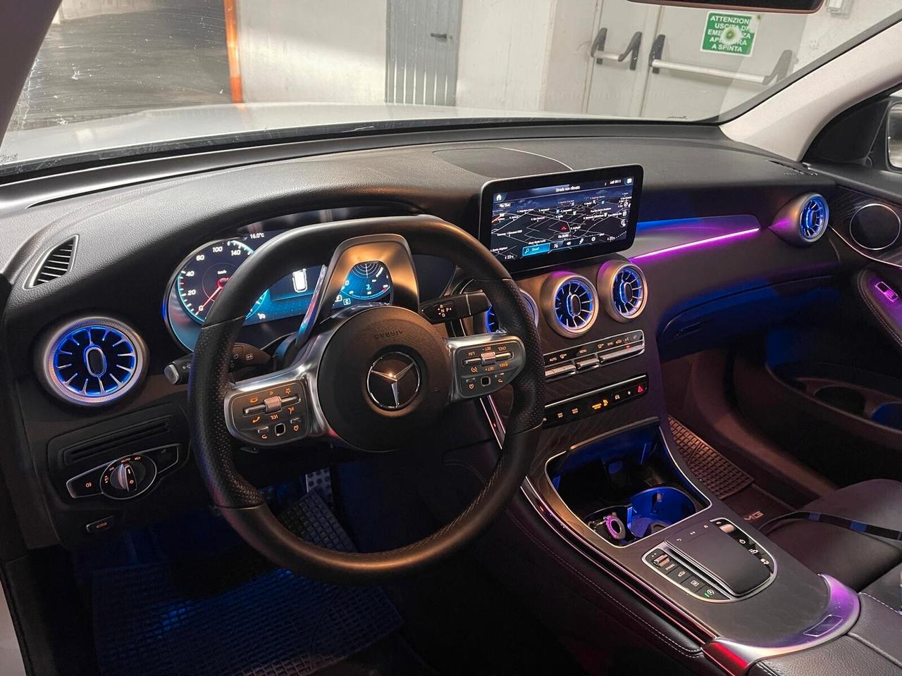 MERCEDES-BENZ GLC 220D 4MATIC PREMIUM NAVI-LED