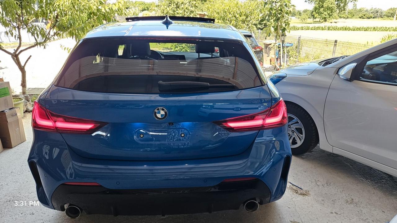 Bmw 118 118d 5p. Msport