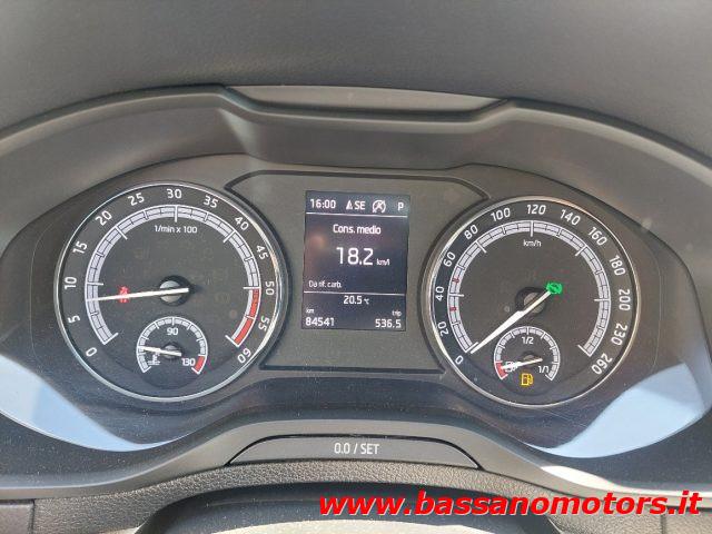 SKODA Karoq 1.6 TDI SCR DSG Ambition PROMO PRIMAVERA 26