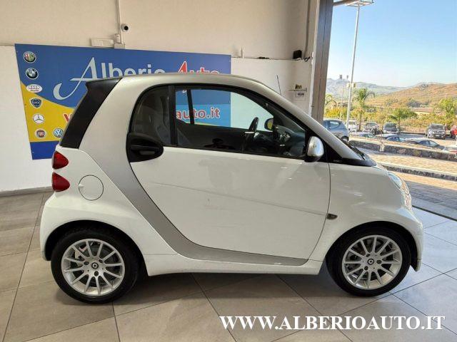 SMART ForTwo 1000 52 kW coupé pure