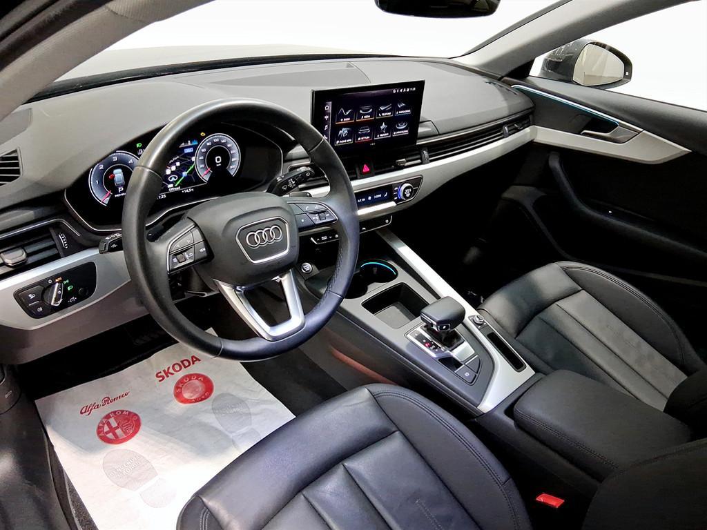 Audi A4 Avant 35 2.0 tdi mhev Business Advanced 163cv s-tronic