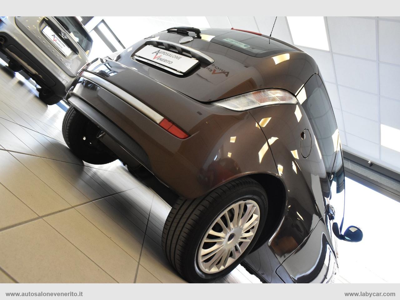LANCIA Ypsilon 1.2 Versus