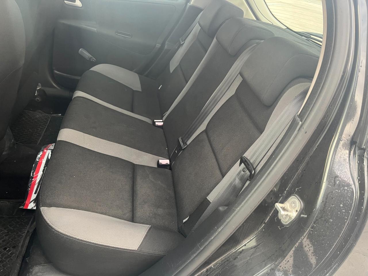 OCCASION E) Peugeot 207 1.4HDI X Neopatentati