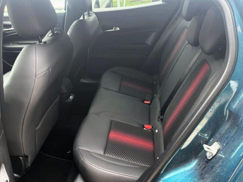 Alfa Romeo Junior BEV 156CV - 115kW Speciale