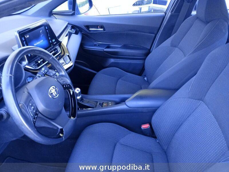 Toyota C-HR I 2016 1.8h Active 2wd e-cvt